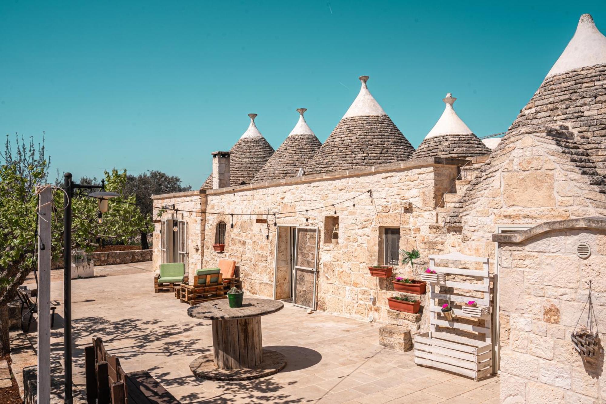 ロコロトンド Trulli Beauty Alcovaヴィラ エクステリア 写真